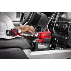 Milwaukee 2846-20 M18 18-Volt Lithium-Ion 175-Watt Powered Compact Inverter for M18 Batteries (Tool-Only)