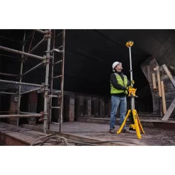 DEWALT DCL079B 20-Volt MAX 3000-Lumen Tripod Light 12