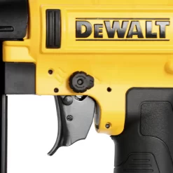 DEWALT DWFP1KIT 6 Gal. 18-Gauge Brad Nailer and Heavy-Duty Pancake Electric Air Compressor Combo Kit (1-Tool)
