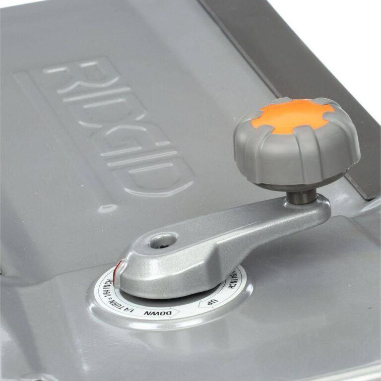 RIDGID R4331 15 Amp Corded 13 in. Thickness Corded Planer