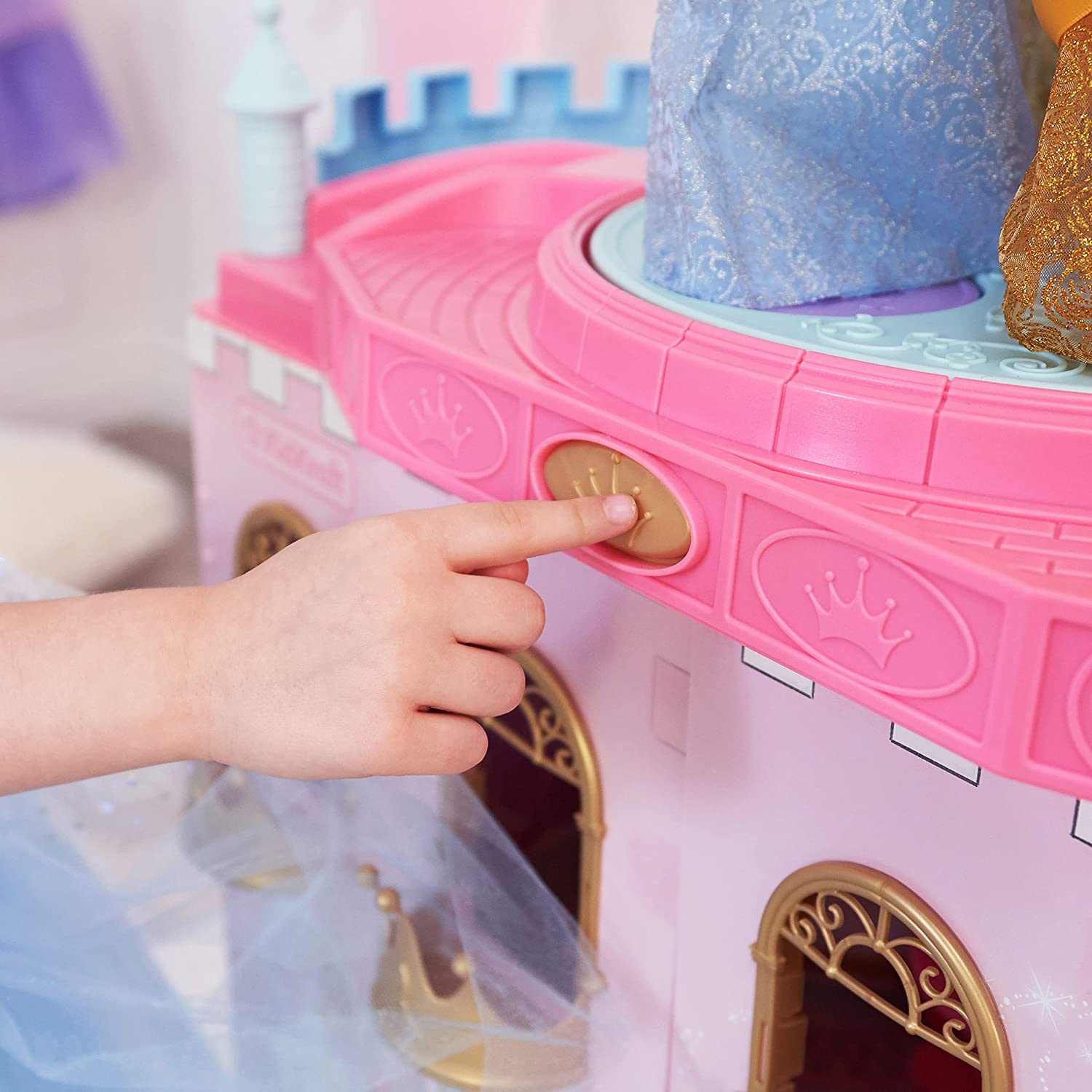 Disney Princess Play Kitchen Includes 20 Accessories, over 3 Feet Tall 