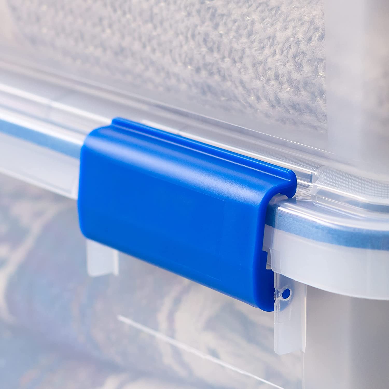 https://bigbigmart.com/wp-content/uploads/2023/06/IRIS-USA-30-Quart-WEATHERPRO-Plastic-Storage-Box-with-Durable-Lid-and-Seal-and-Secure-Latching-Buckles-Clear-With-Blue-Buckles-Weathertight-3-Pack5-1.jpg