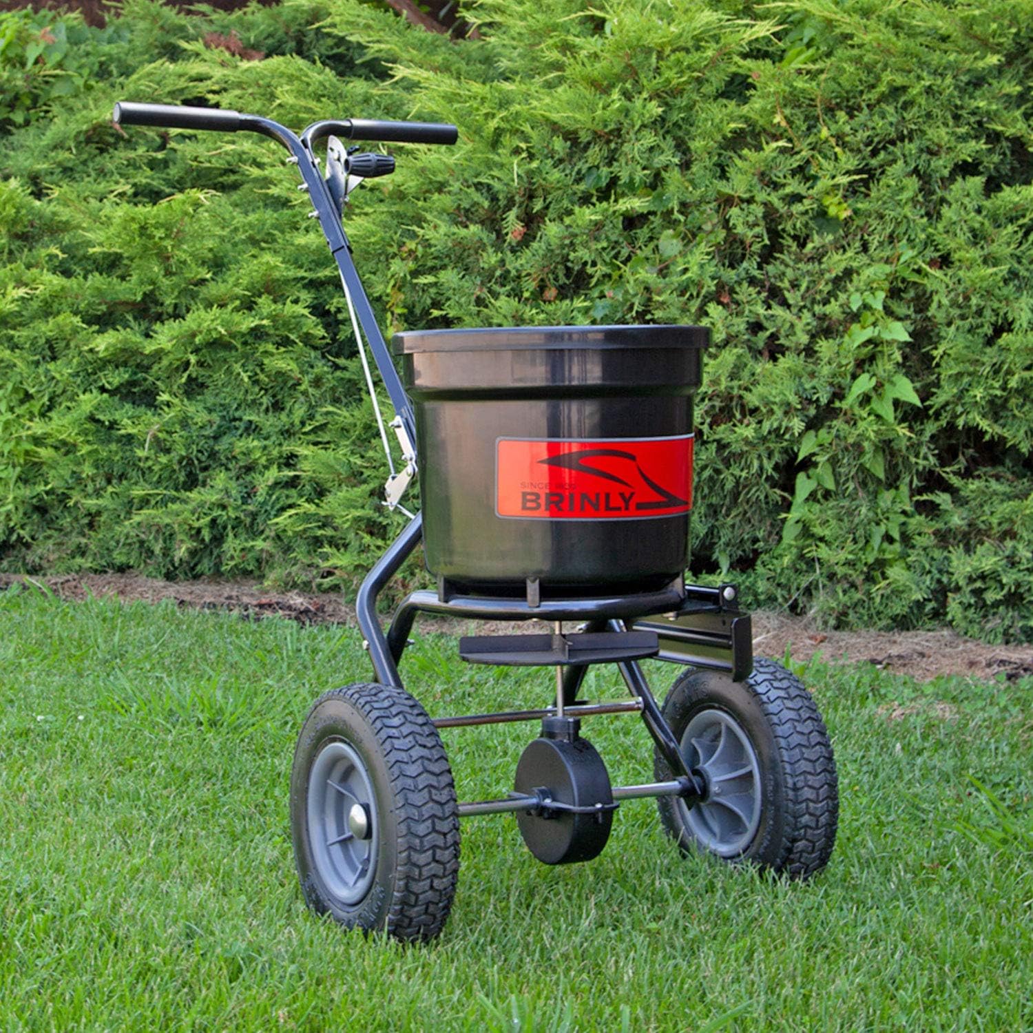 Brinly P20-500BHDF-A Push Spreader with Side Deflector Kit and Hopper Grate, 50 lb. Capacity, Matte Black8