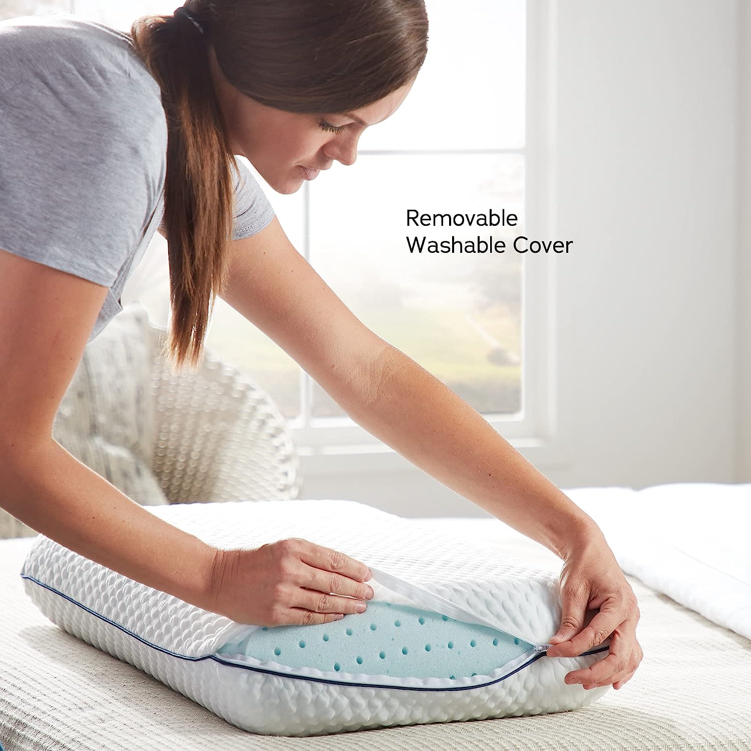 Weekender Gel Memory Foam Pillow Cooling & Ventilated 2 Pack Queen