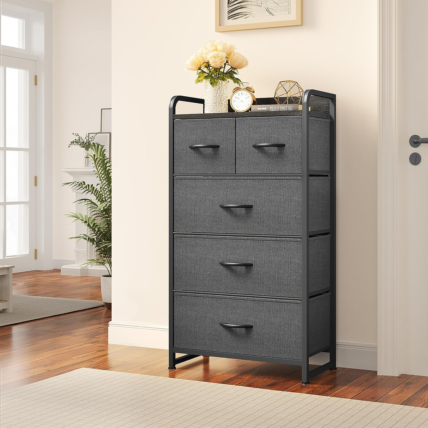Dresser for Bedroom Storage Drawers Fabric Storage Tower with 5 Drawers,  Chest of Drawers with Fabric Bins