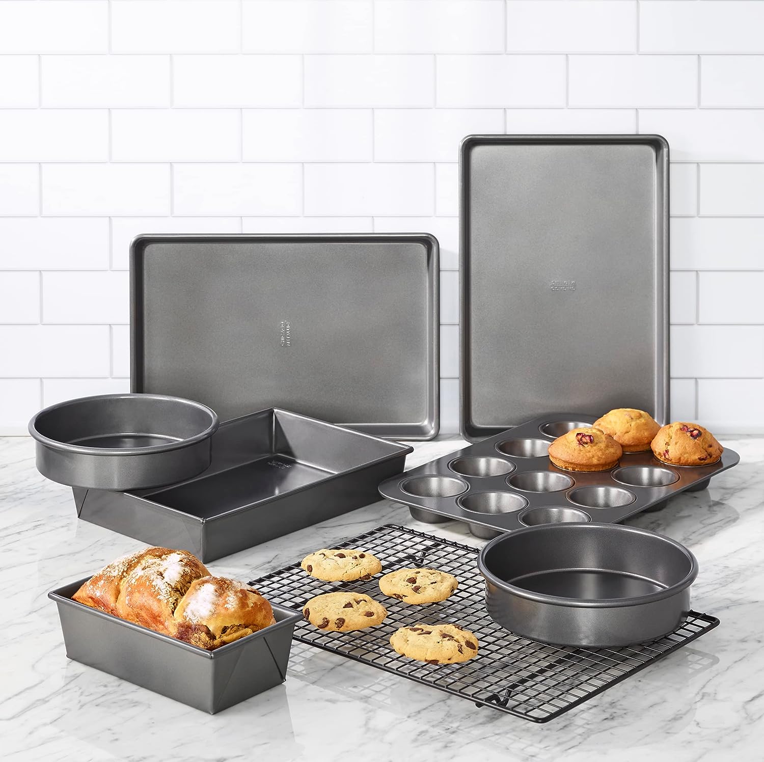 Calphalon Nonstick Bakeware Set, 6-Piece Set Includes Cookie Sheet, Cake,  Brownie, Loaf, and Muffin Pans, Dishwasher Safe, Silver