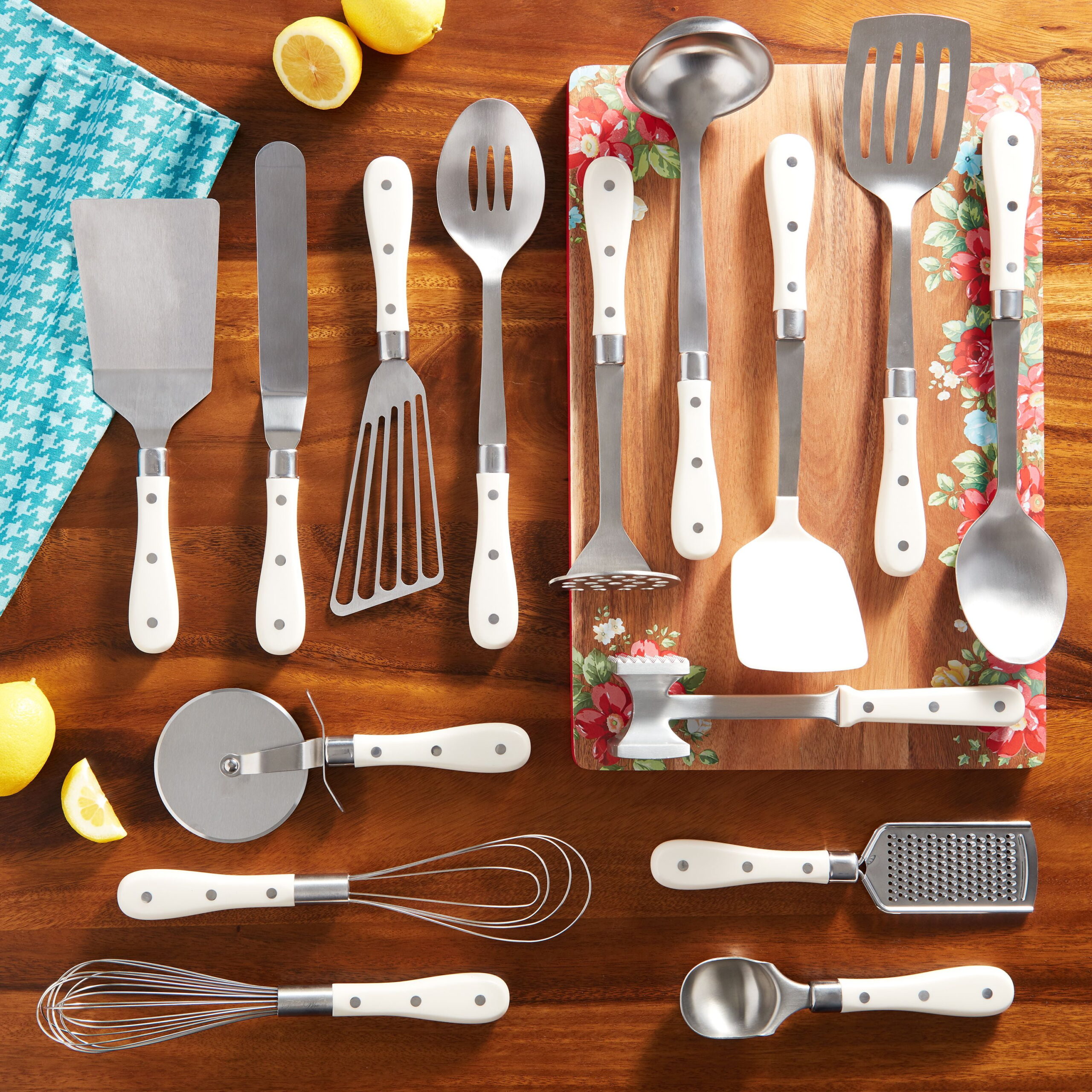 https://bigbigmart.com/wp-content/uploads/2023/12/The-Pioneer-Woman-Frontier-Collection-White-15-Piece-All-in-One-Tool-and-Gadget-Set-Linen_4549f2c5-57a8-4e9c-ab0a-48eb96c86ae8_4.5cb028e9c3c0c6797075ed87e4699475-scaled.jpeg