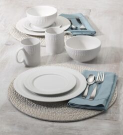 Pfaltzgraff Cassandra 16-Piece Porcelain Dinnerware Set, Service For 4 - 6