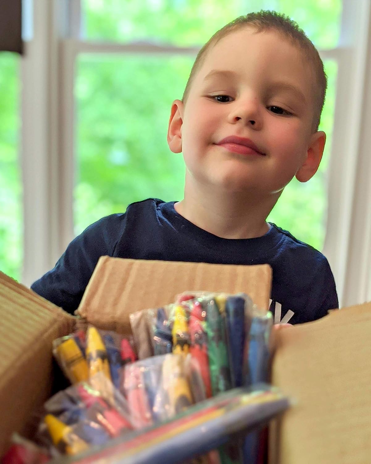 CrayonKing 1,000 Sets of 2-Packs in Cello (2,000 total bulk Crayons) Restaurants, Party Favors, Birthdays, School Teachers & Kids Coloring Non-Toxic Crayons2