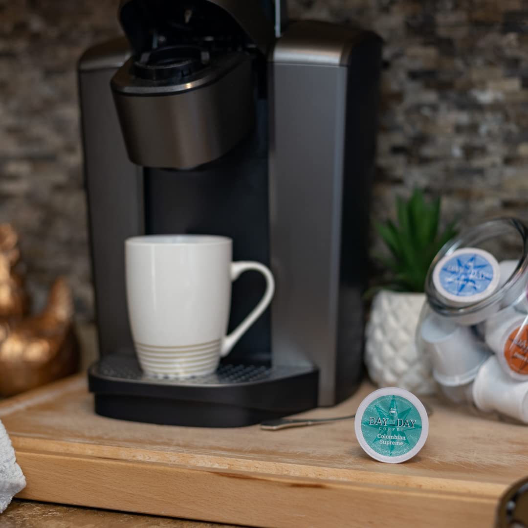 Day To Day 120-Count Colombian Supreme, Light Roast Single Serve Coffee Pods for K Cups Keurig Brewers (Colombian Supreme, 120 Count (Pack of 1))0