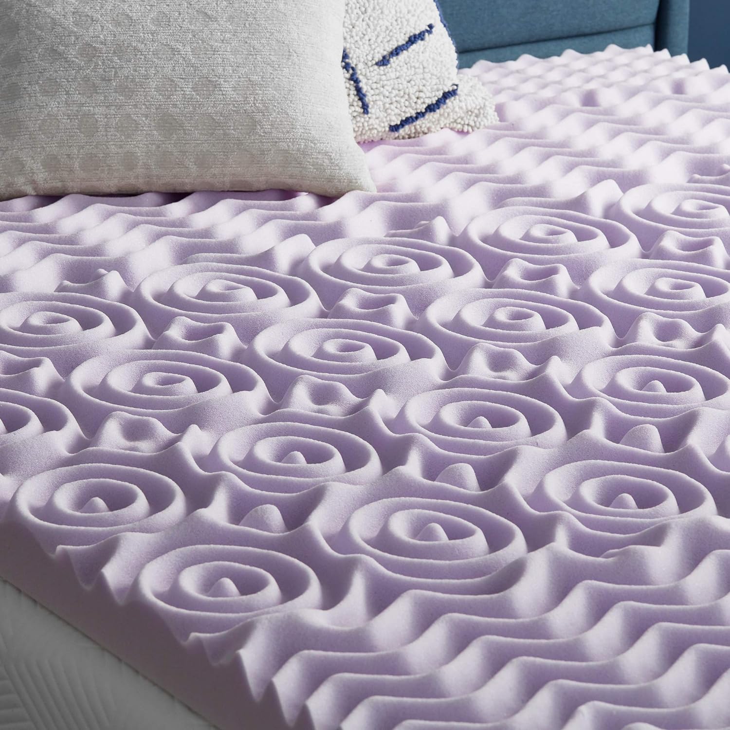 LUCID 3 Inch 5 Lavender Memory Foam Plush-Calming Targeted Convoluted Comfort Zones Mattress Topper, King1