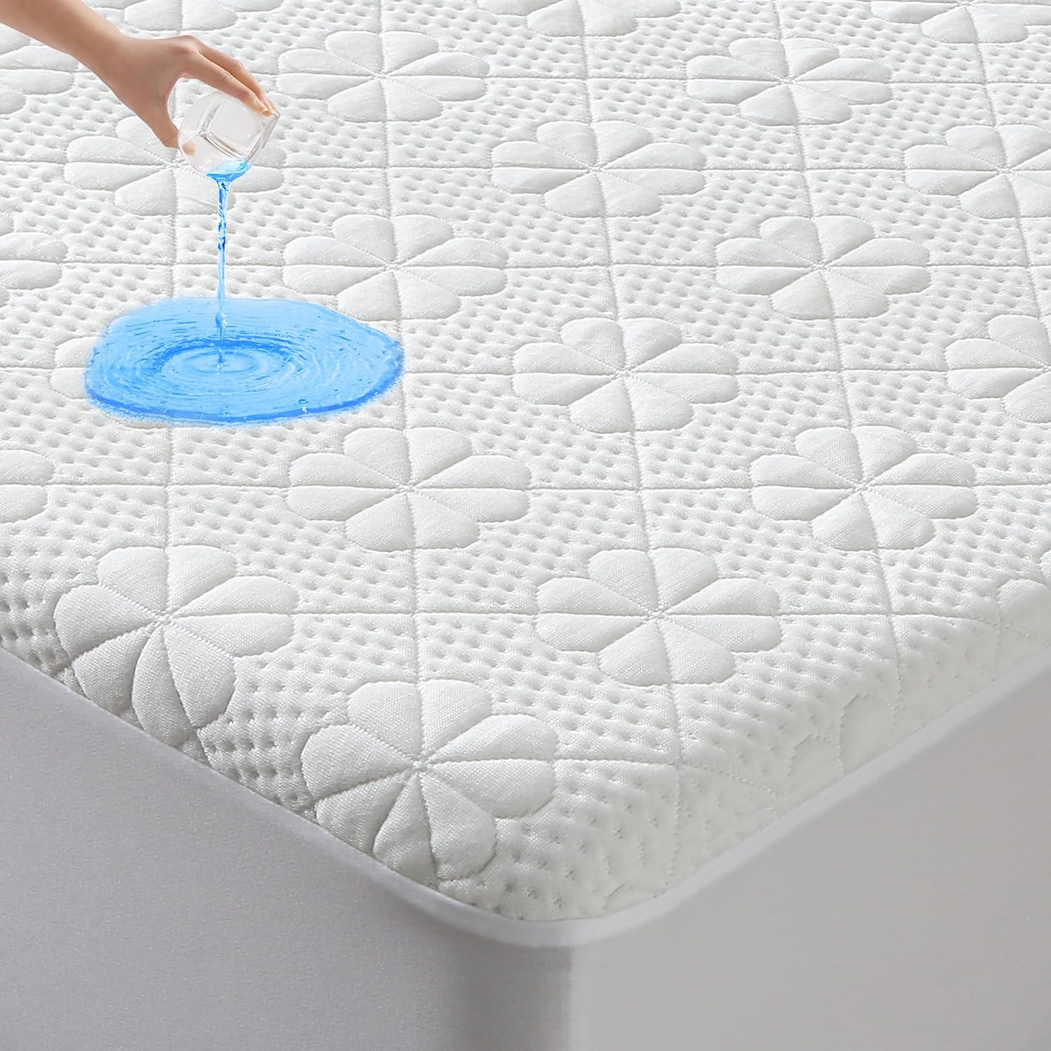 Queen Size Waterproof Mattress Protector, Cooling Bamboo Viscose Mattress Pad Cover for Queen Size Bed, Super Soft Queen Size Mattress Cover for 6-18 inches Mattress, White Queen Size Waterproof Mattress Protector, Cooling Bamboo Viscose Mattress Pad Cover for Queen Size Bed, Super Soft Queen Size Mattress Cover for 6-18 inches Mattress, White