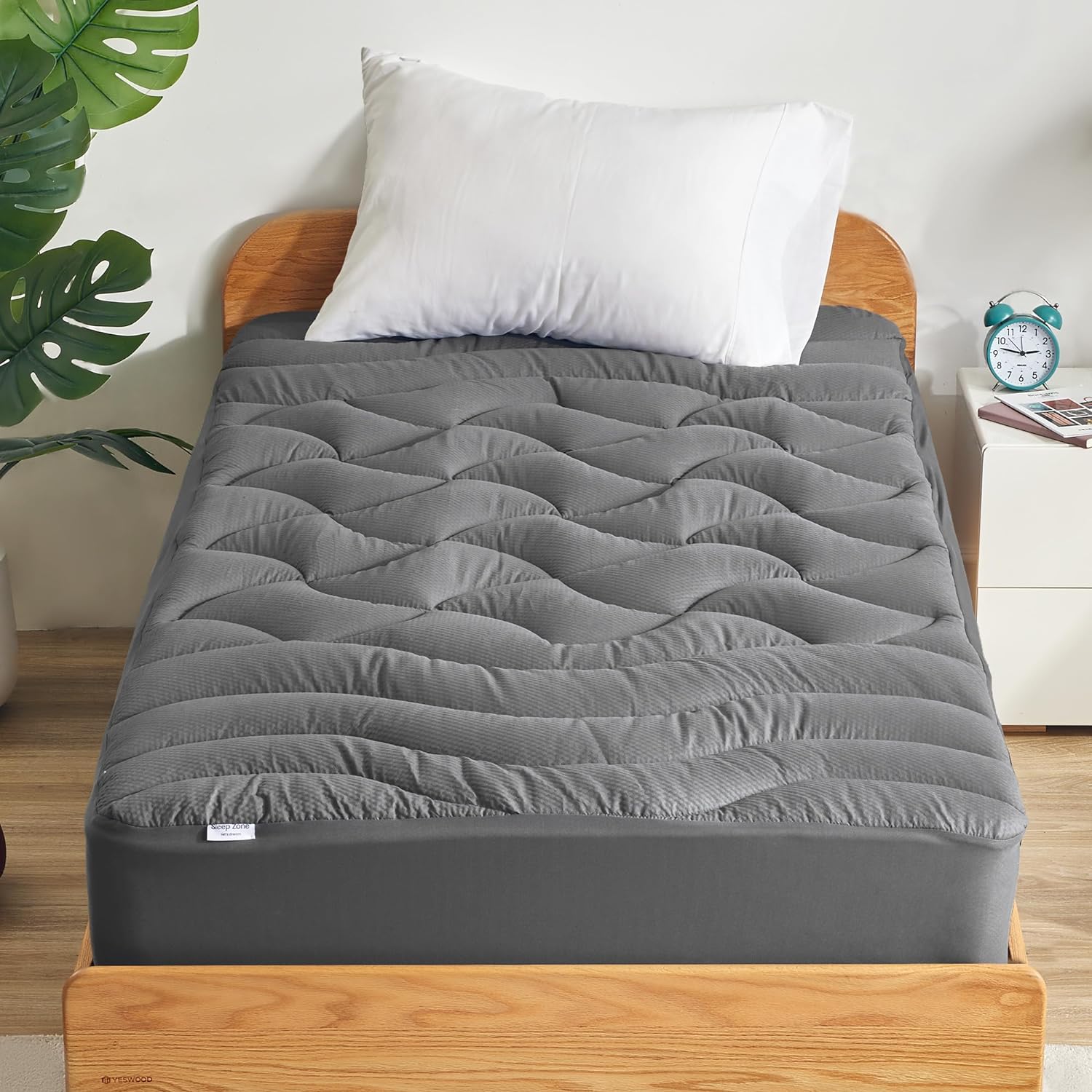 SLEEP ZONE Extra Long Twin Cooling Mattress Topper for College Dorm, Premium Zoned Cool Mattress Pad Cover, Padded Mattress Protector Breathable Washable, Deep Pocket 8-21 (Grey, Twin XL) SLEEP ZONE Extra Long Twin Cooling Mattress Topper for College Dorm, Premium Zoned Cool Mattress Pad Cover, Padded Mattress Protector Breathable Washable, Deep Pocket 8-21" (Grey, Twin XL)
