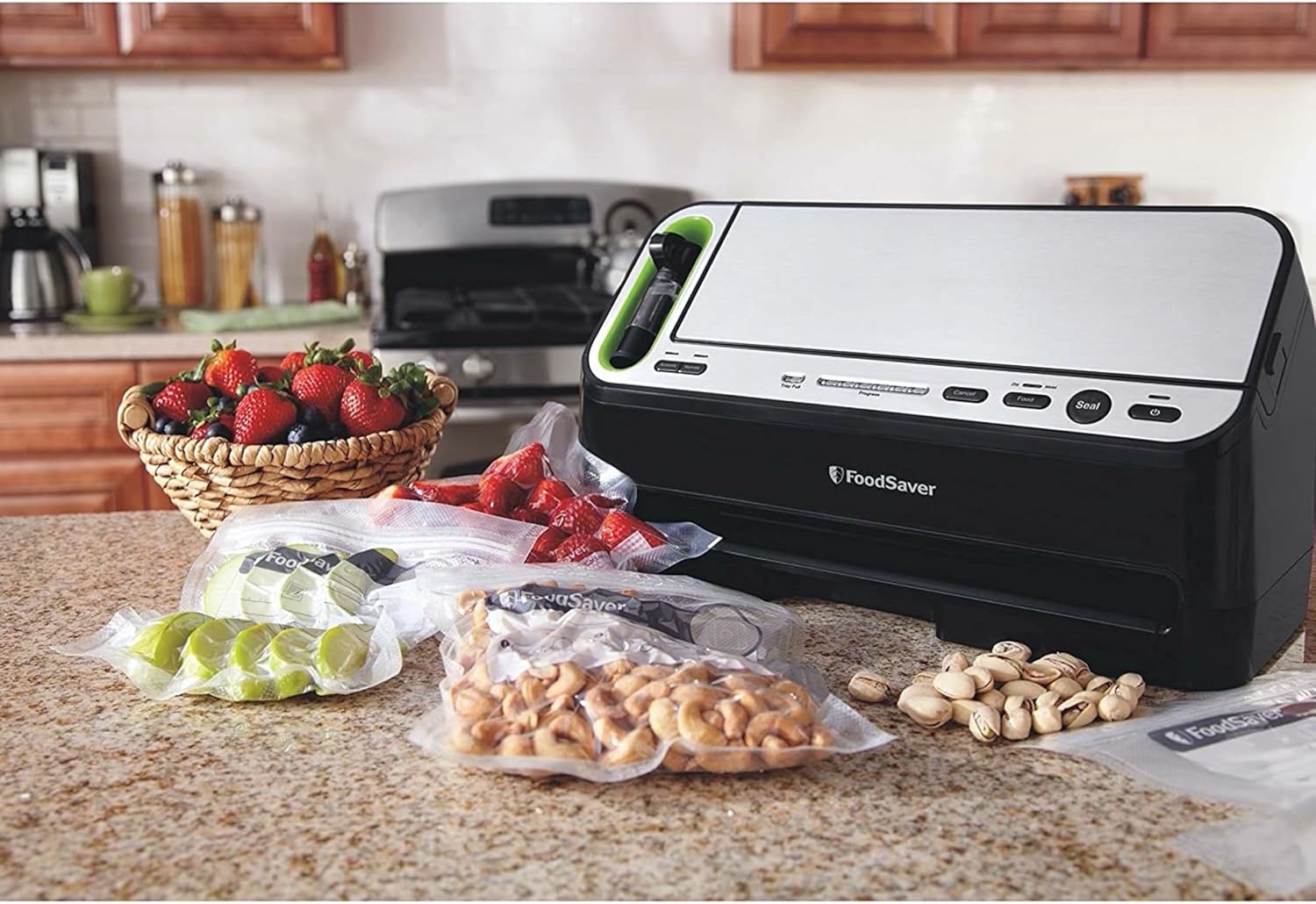 FoodSaver V4400 2-in-1 Vacuum Sealer Machine with Automatic Vacuum Sealer Bag Detection and Starter Kit-