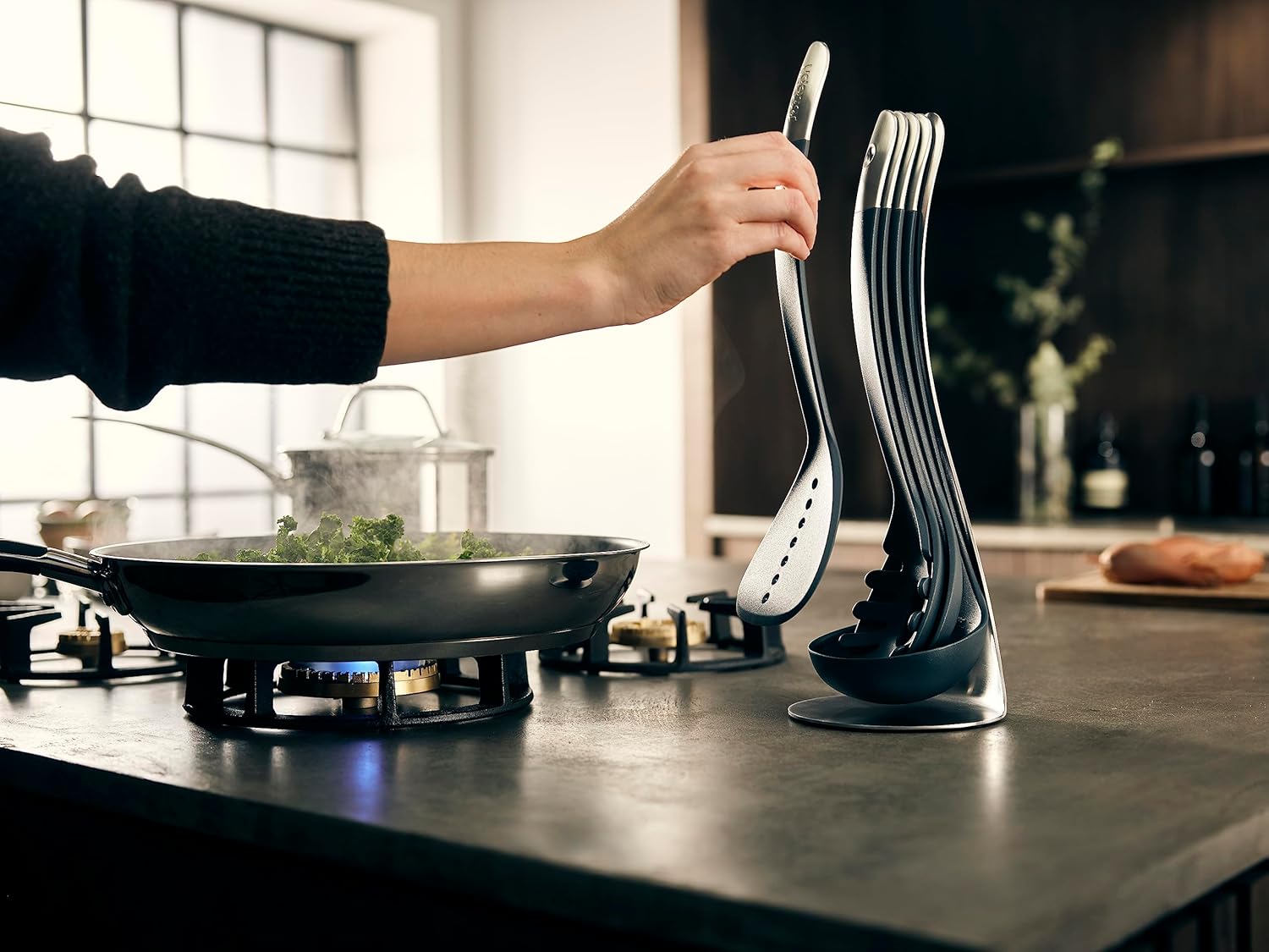 Joseph Joseph Nest 5 Compact Stacking Utensils kitchen tool set with magnetic storage stand, organization, dishwasher safe - Black Stainless Steel9