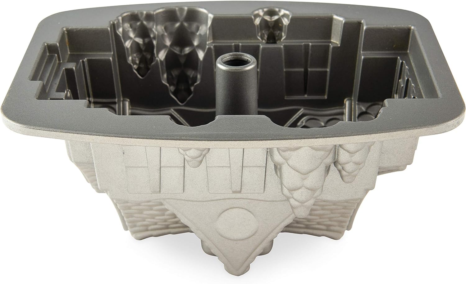 Nordic Ware Gingerbread House Bundt Pan67