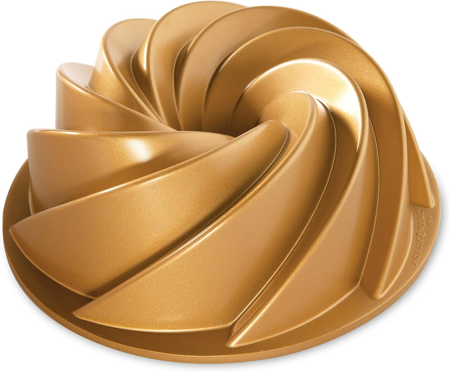 Nordic Ware Heritage Bundt Pan, One, Gold Nordic Ware Heritage Bundt Pan, One, Gold
