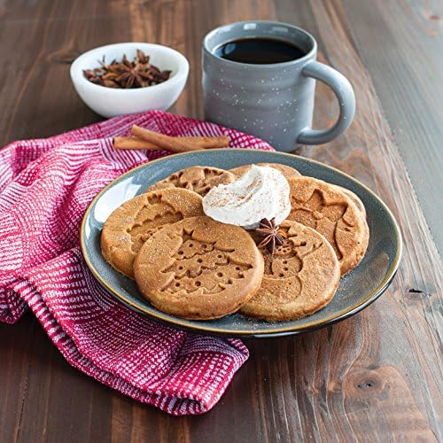 Nordic Ware Holiday Pancake Pan, Black 0.6 cup3