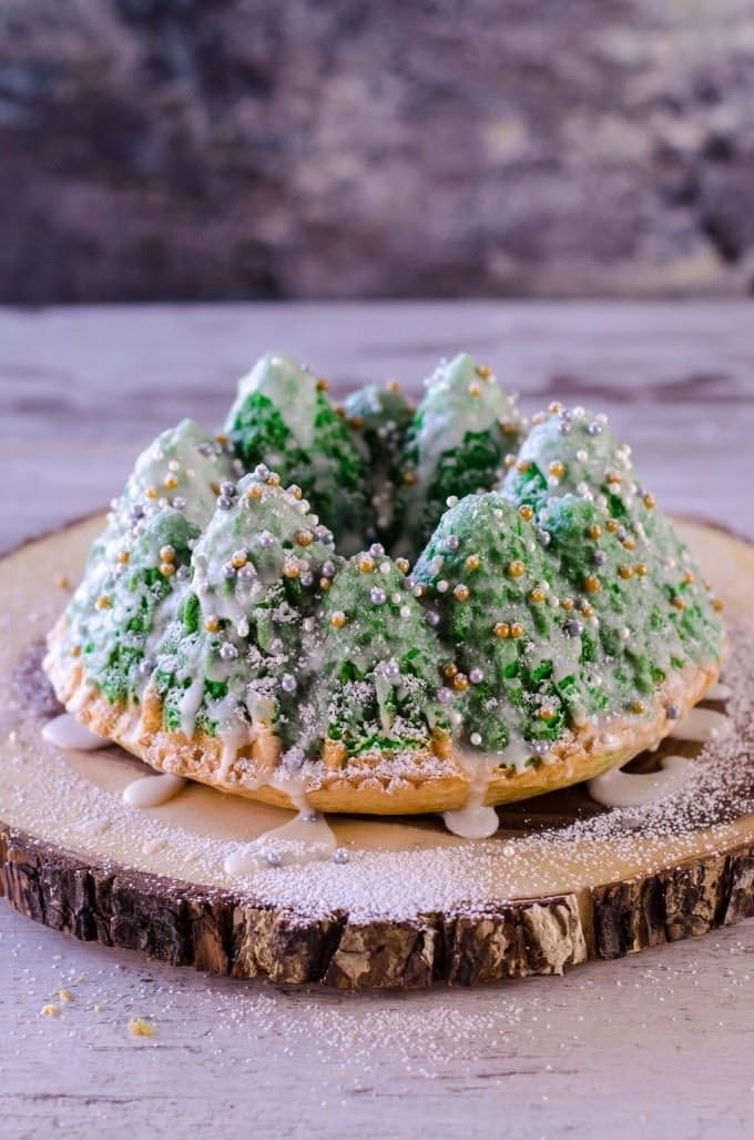 Nordic Ware Pine Forest Bundt Pan, Silver6