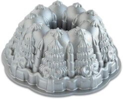 Nordic Ware Verry Merry Bundt