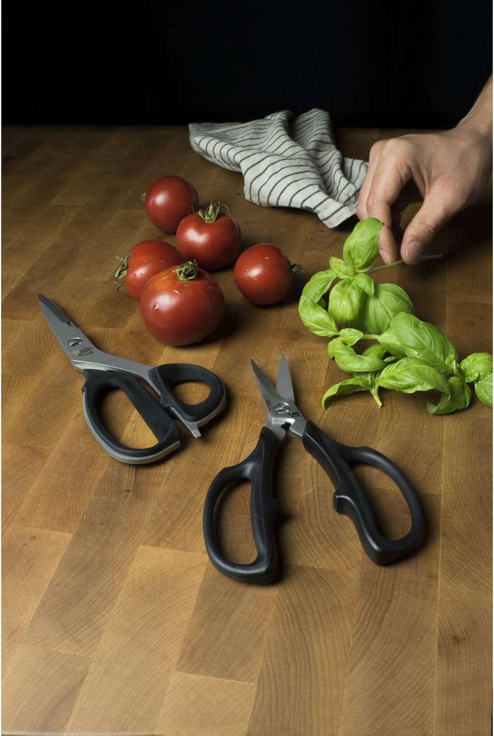 Shun Cutlery 2 Piece Kitchen Shear Set, Stainless Steel Cooking Scissors, Blades Separate for Easy Cleaning, Comfortable, Non-Slip Handle, Kitchen Shears Heavy Duty1