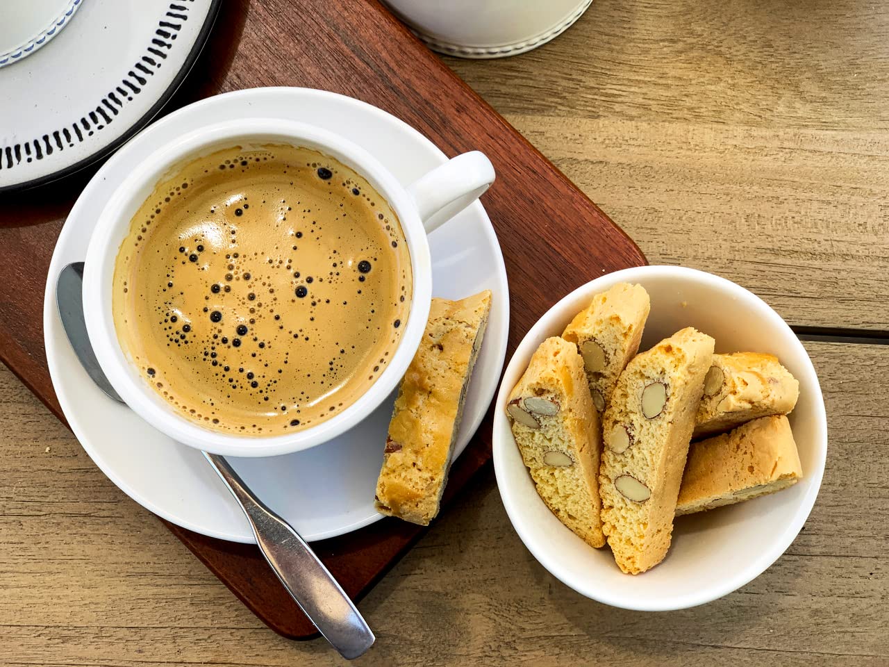 True Delicious GLUTEN FREE INGREDIENTS ALMOND BISCOTTI, buttery, fine Italian cookies, baked twice (4 boxes of 6oz each)6