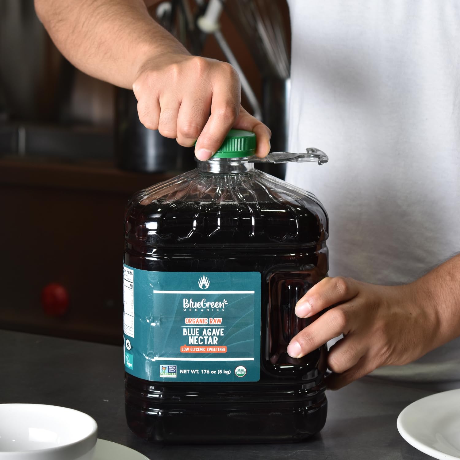 BLUE GREEN ORGANICS, Agave syrup, Agave gallon, Agave, Gluten Free, Organic, Sweetener, teas, coffees, pancakes or any baked good, Family-friendly, Sugar substitute,176 Oz (176 Oz, Raw)1