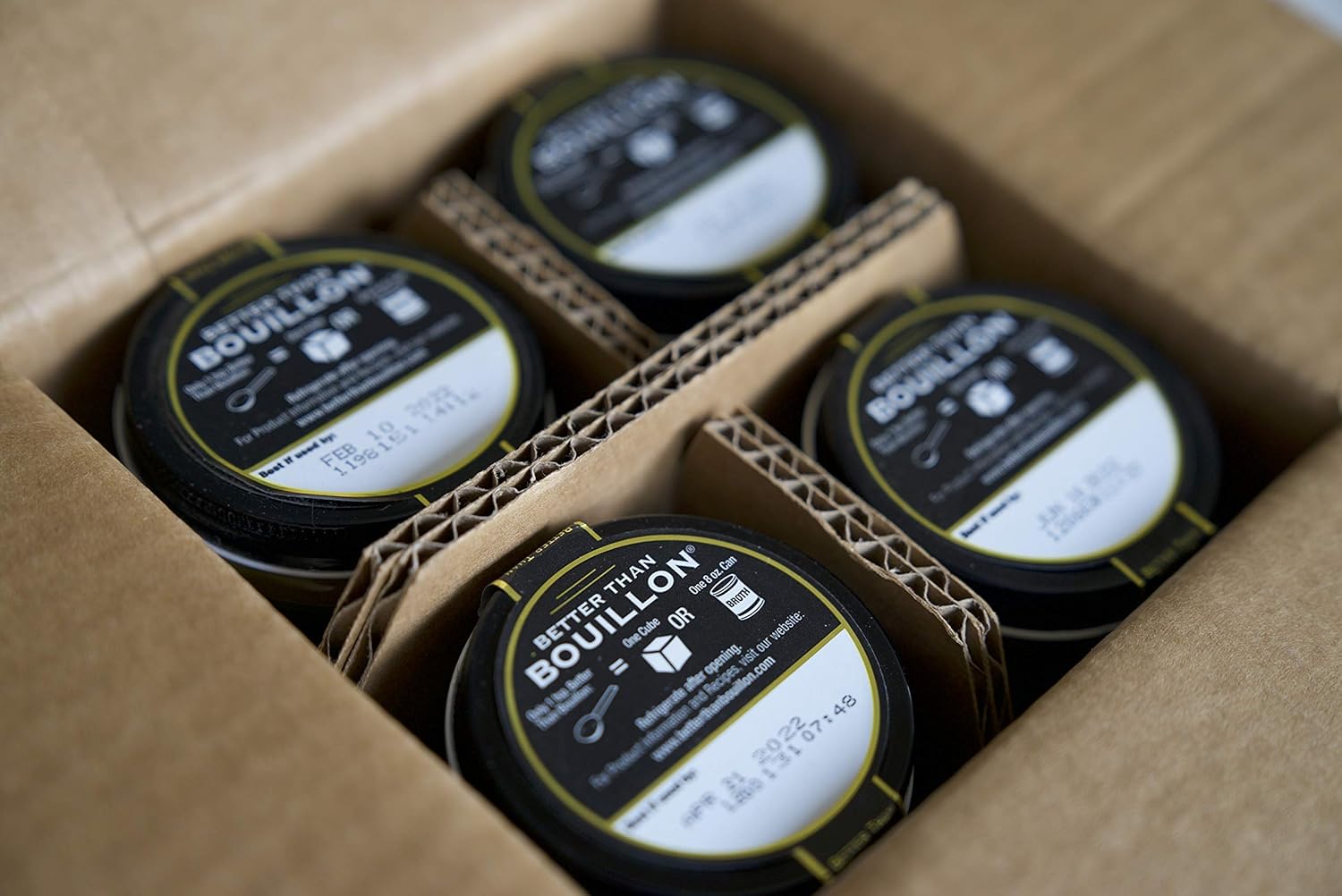 Better Than Bouillon Variety Pack Roasted Beef, Roasted Chicken, Seasoned Vegetable, Roasted Garlic Bases 8oz (1 Each, 4 Pack) Bundle with PrimeTime Direct Teaspoon Scoop with BTB Authenticity Seal in a Box1