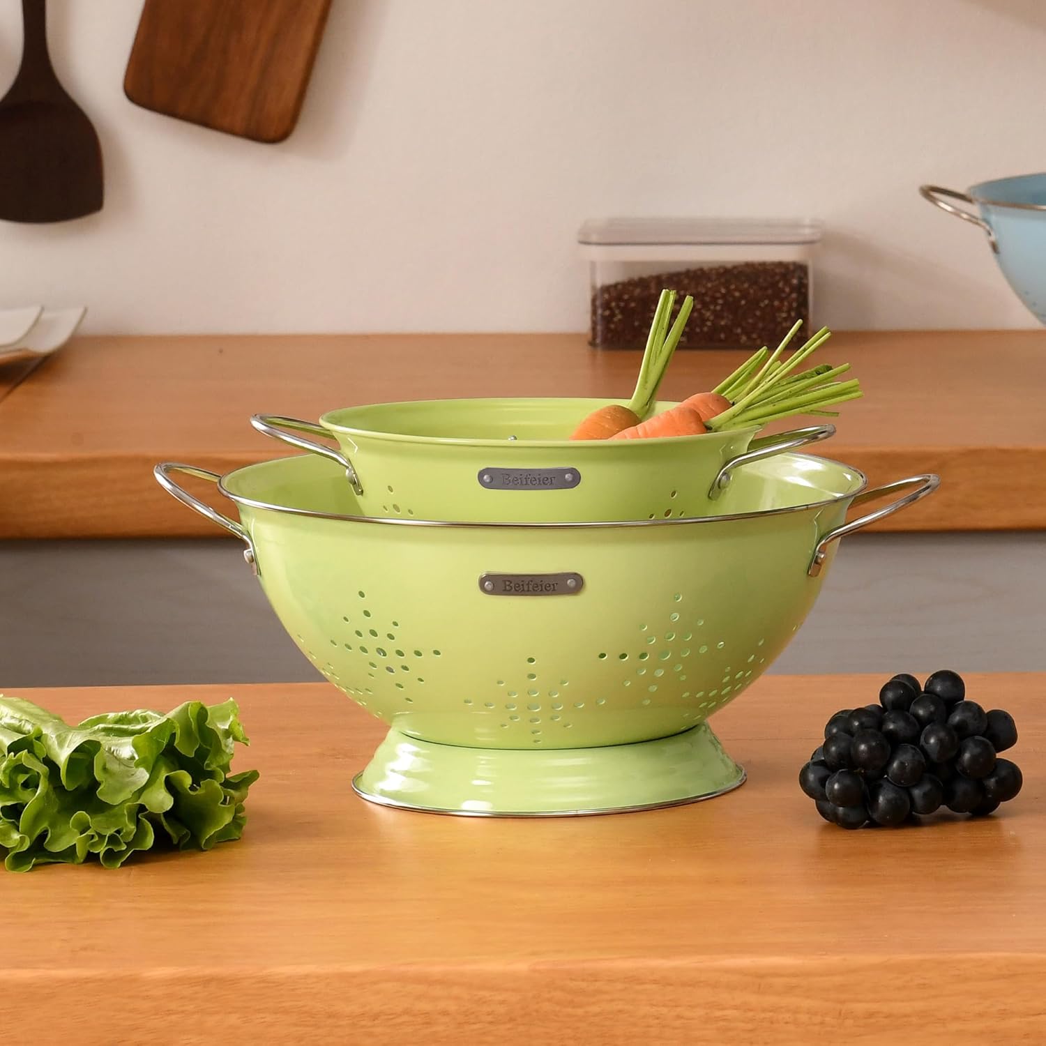 Metal Colander 2 Pack, Strainer Bowel with Handles 2Qt & 6Qt Powder Coated Solid Ring Base Heavey Duty Kitchen Drainer Basket for Pasta Veggies and Fruits,New Home Apartment Essentials (LightGreen)9