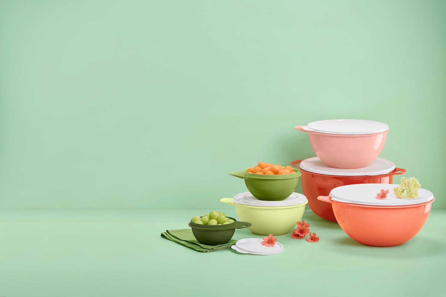 Tupperware Thatsa Bowl Collection 6 Bowl Food Storage Container Set - Dishwasher Safe & BPA Free - (6 Bowls + 6 lids)0