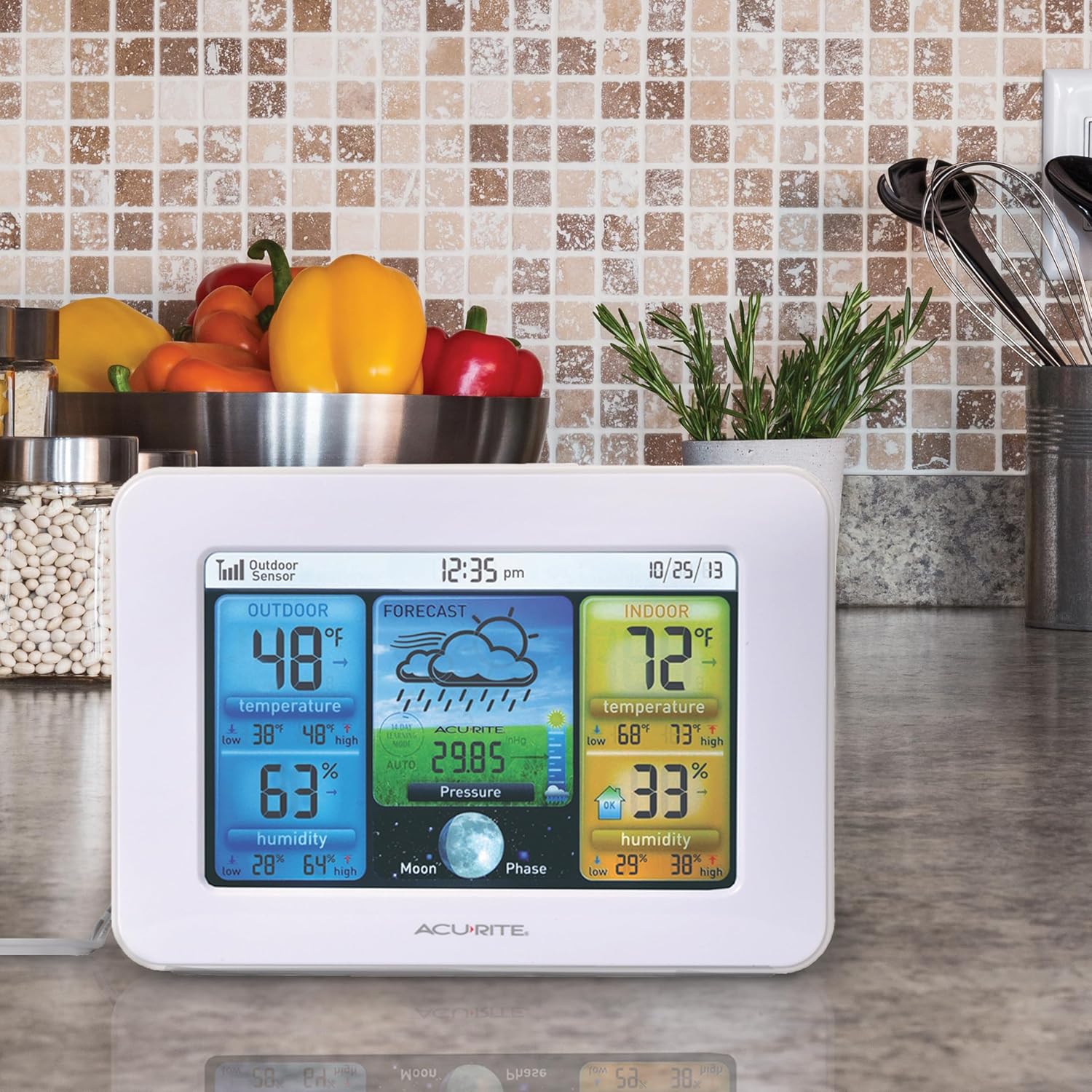 AcuRite 02041M Color Weather Station with Forecast, Temperature, Humidity,White1