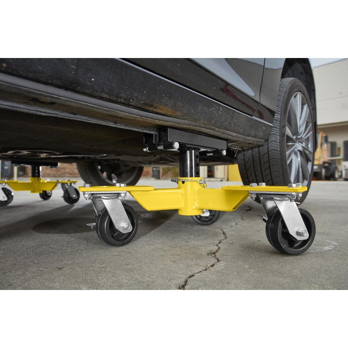 DAYTONA 3600 lb. Pinch Weld Vehicle Dollies, 2-Pack9