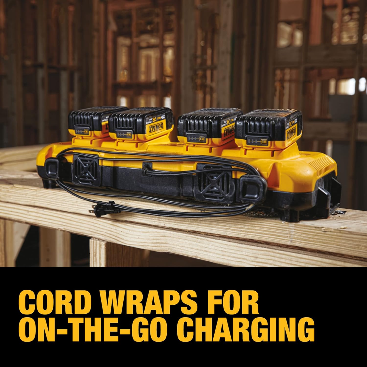 DEWALT 20V MAX Charger, 4-Port, Rapid Charge (DCB104) , Black Yellow9