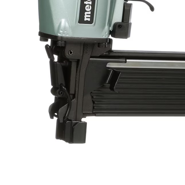 Metabo HPT 16-Gauge 7 16-in Medium Crown Construction Pneumatic Stapler3_11zon