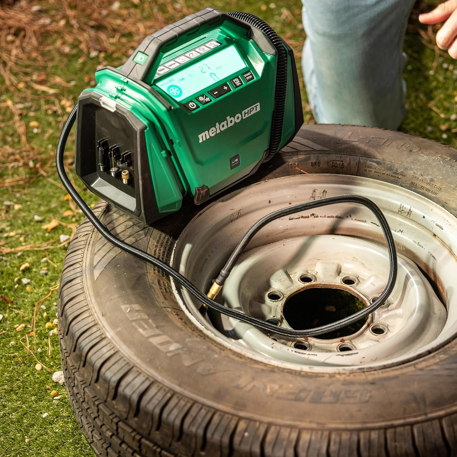 Metabo HPT 18V MultiVolt™ Cordless Dual Function Inflator, Tool Only - No Battery, Portable Air Compressor, UP18DAQ400