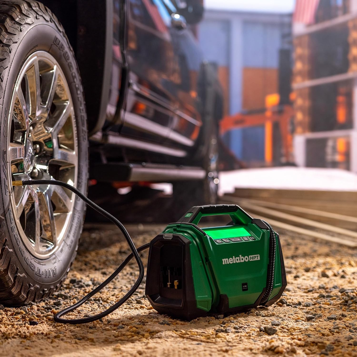 Metabo HPT 18V MultiVolt™ Cordless Dual Function Inflator, Tool Only - No Battery, Portable Air Compressor, UP18DAQ47