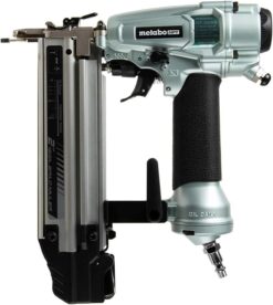 Metabo HPT Pro Brad Nailer Kit, 18 Gauge, High Grade Aluminum Magazine, Accepts 5/8-Inch To 2-Inch Brad Nails, NT50A5
