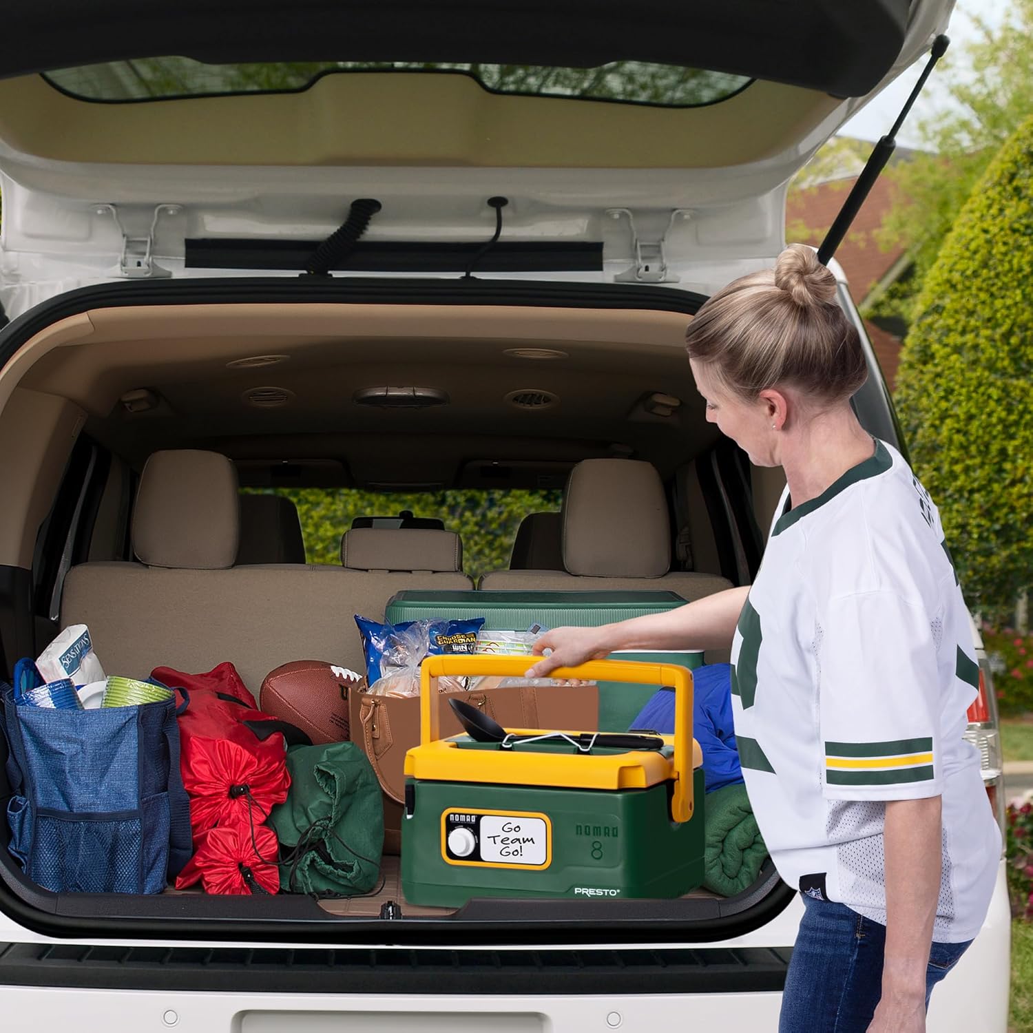 Presto 06019 8-Quart Nomad Traveling Slow Cooker, Locking Lid, Dry Erase Board, Green Gold11