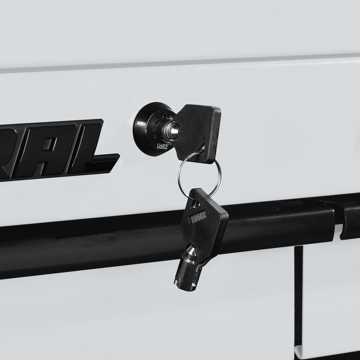 U.S. GENERAL 27 in. x 22 in. Top Chest, Series 3, White12