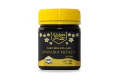 Yobees Honey's MGO 826 Certified Pure New Zealand Manuka Honey UMF 20+, Organic, Raw and Unpasteurized, 8.8oz (250 grams) (UMF20+)