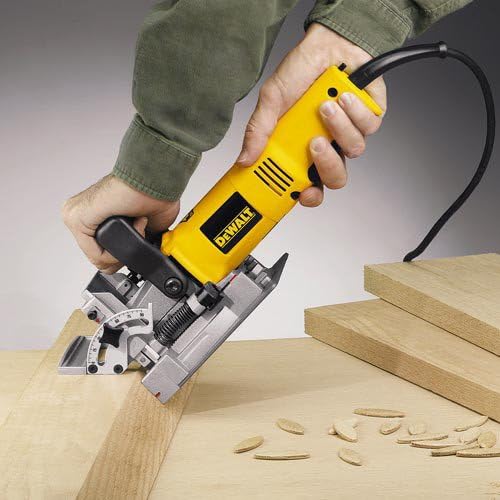 DEWALT Biscuit Joiner, 6.5 Amp, 10,000 RPM, Retractable 45 Degree Notch, For Depth Spots (DW682K)11