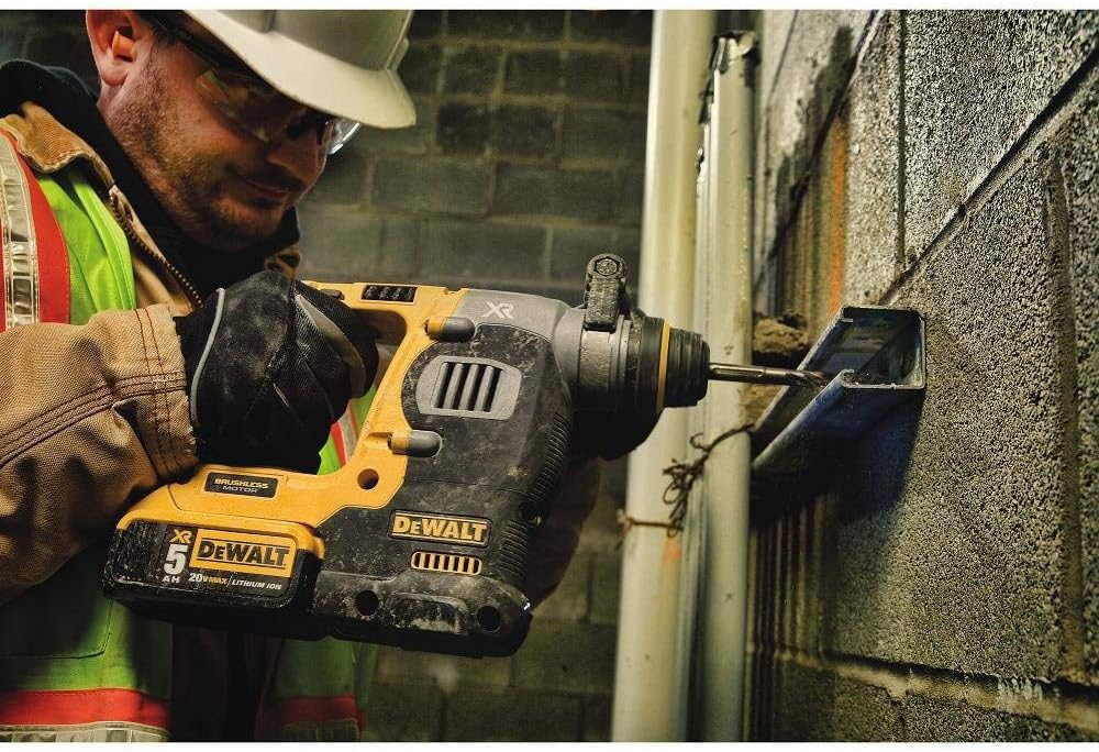 DEWALT DCH273P2 20V Max Brushless SDS Rotary Hammer with 5 Ah Batteries1