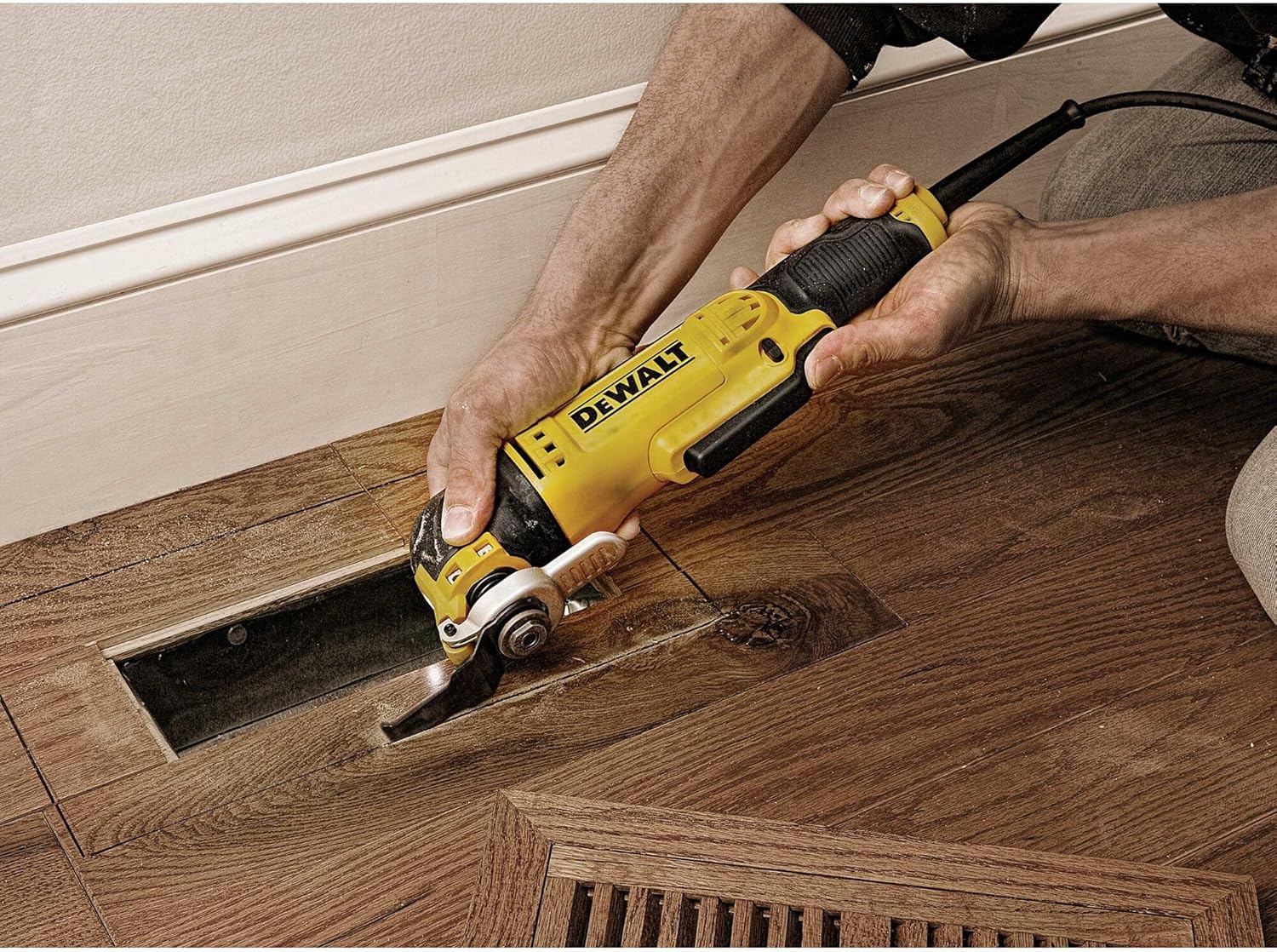 DEWALT DWE315SK Oscillating Multi-Tool Kit, Yellow7