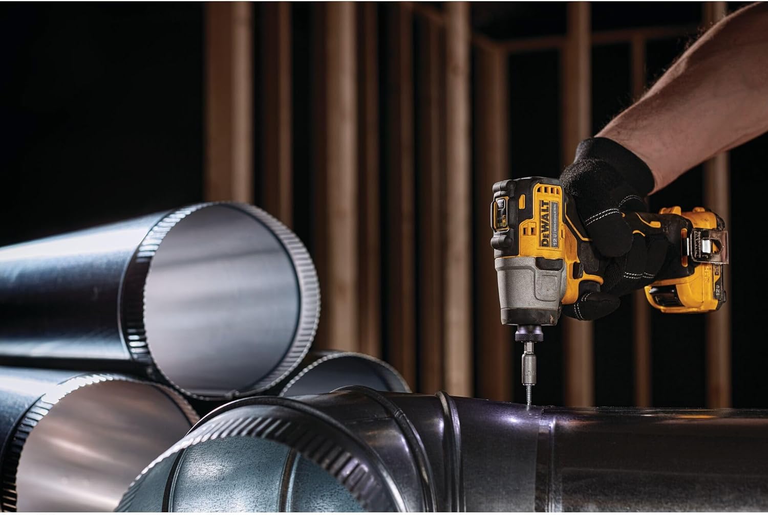 DEWALT XTREME 12V MAX Impact Driver Kit, 1 4-Inch (DCF801F2)6