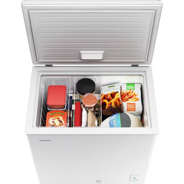 Hotpoint 6.9-Cu. Feet Manual Defrost Chest Freezer Convertible to Refrigerator ( White ) HCM7QWWW1_11zon