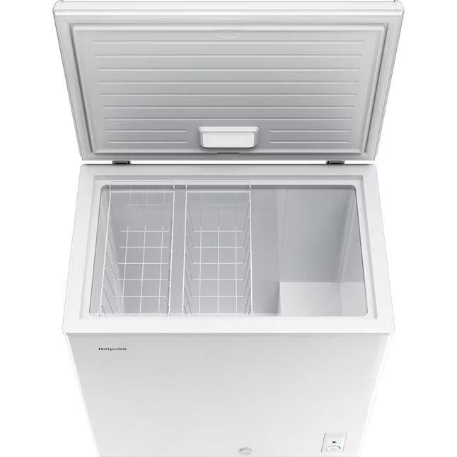 Hotpoint 6.9-Cu. Feet Manual Defrost Chest Freezer Convertible to Refrigerator ( White ) HCM7QWWW7_11zon