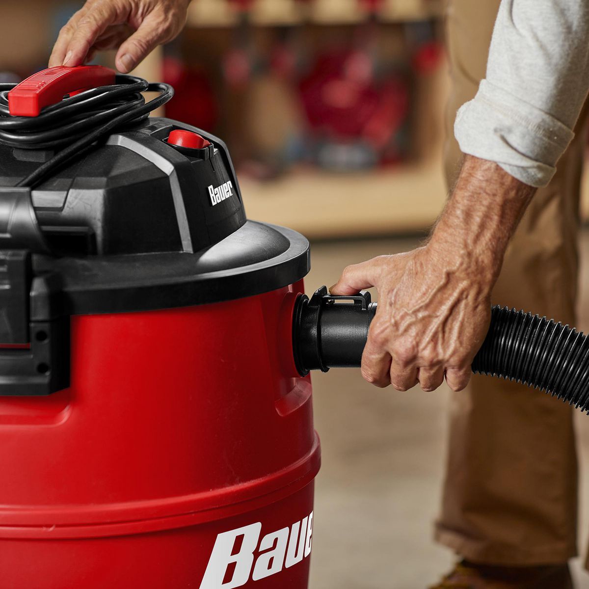 BAUER 16 Gallon Wet Dry Vacuum with Cart7
