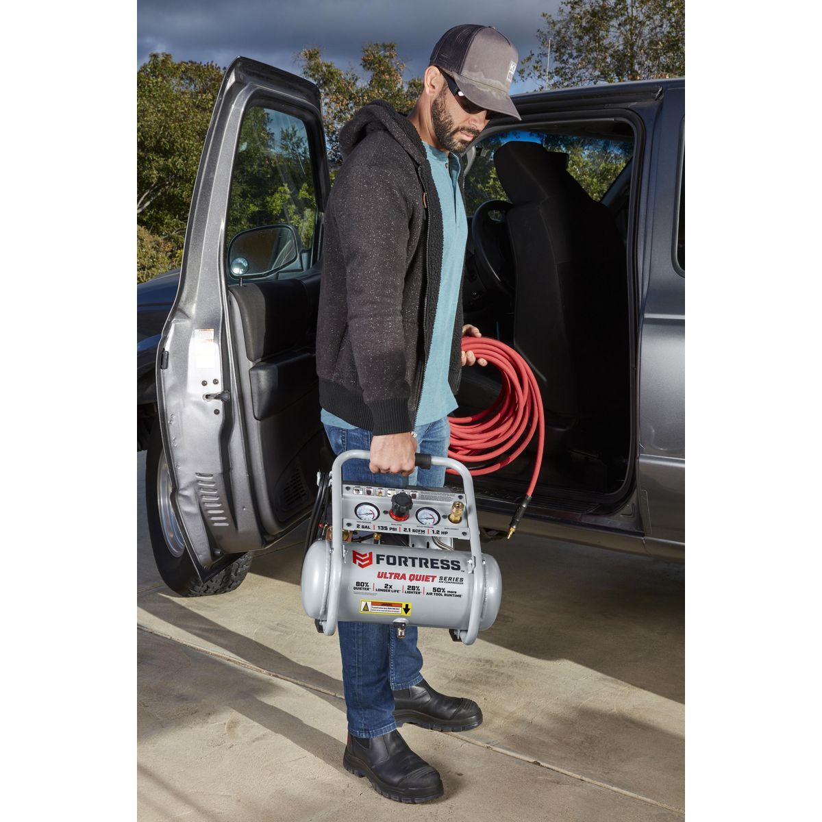 FORTRESS 2 Gallon, 135 PSI Ultra Quiet Oil-Free Hand-Carry Jobsite Air Compressor098