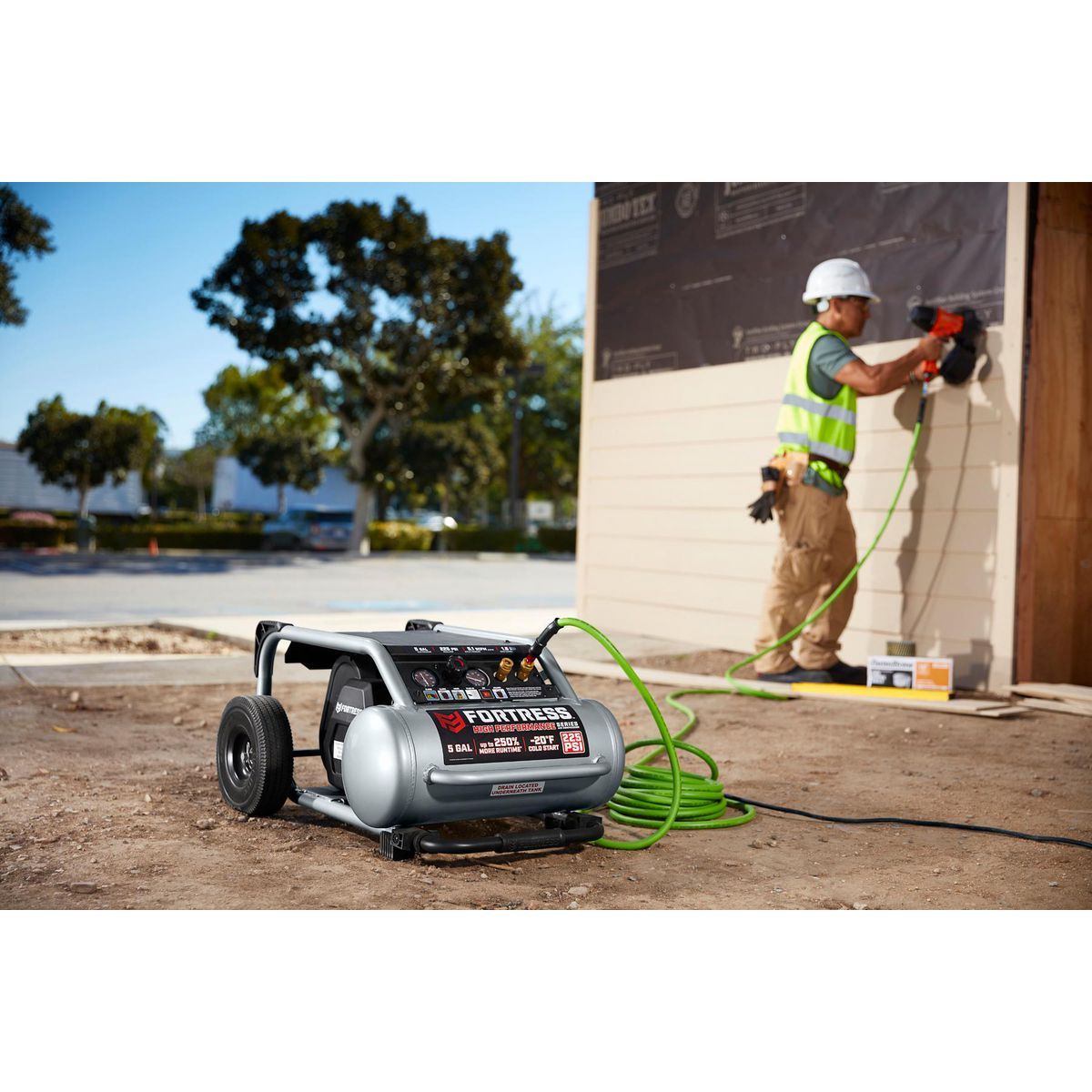 FORTRESS 5 Gallon, 225 PSI High Performance Oil-Free Wheeled Jobsite Air Compressor15