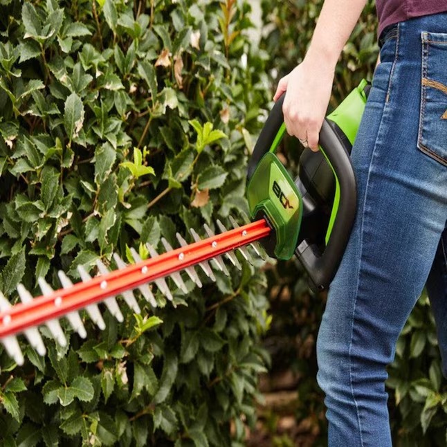 Greenworks HT80L212 80-volt Max 26-in Battery Hedge Trimmer 2 Ah (Battery and Charger Included)6_11zon